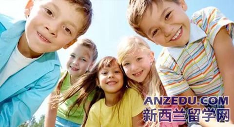 <a href=/zhongxiaoxue/ target=_blank class=infotextkey>新西兰小学</a>留学签证